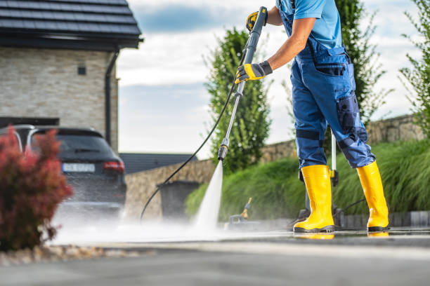 Best Pool Deck Cleaning  in Lmerton, PA